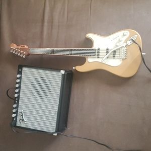 Federal Strat & Music AMP Toy!